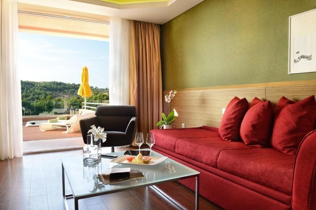 Фотографія Royal Paradise Beach Resort & SPA 5*