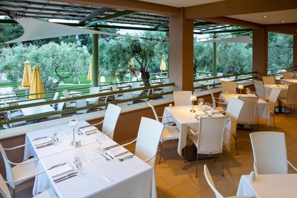 Картинка Royal Paradise Beach Resort & SPA 5*