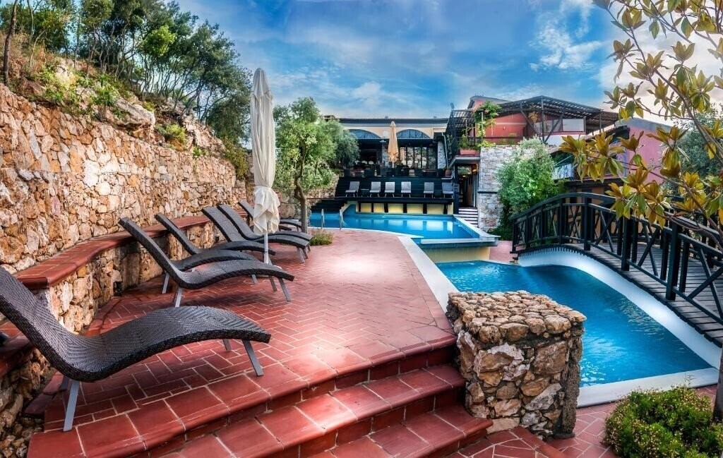 Фото Kallisti Hotel 4*