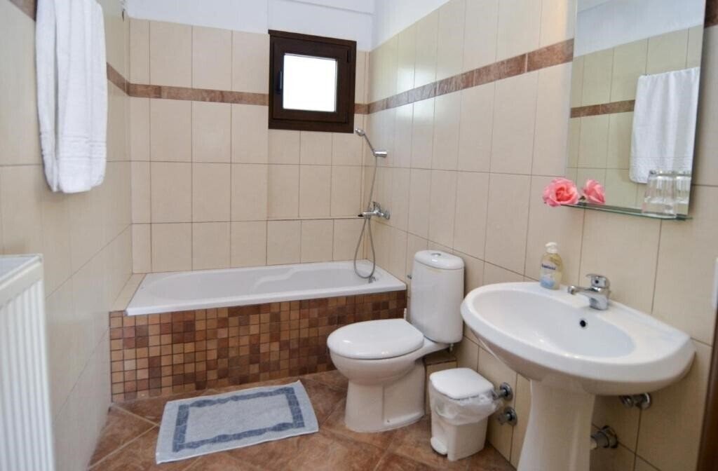 Фотография Moonbeam Hotel 3*