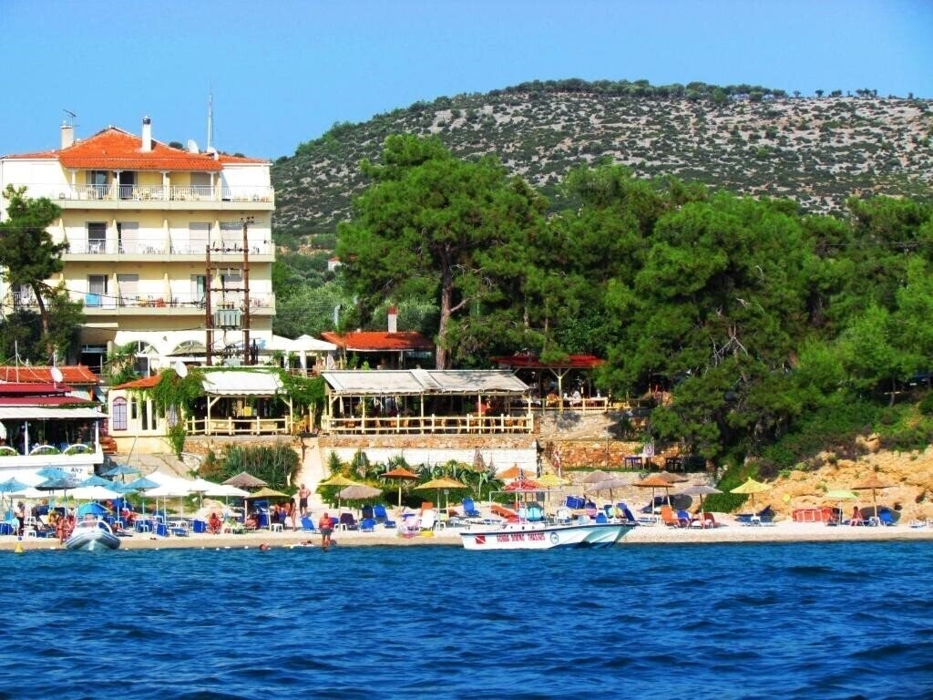 Отель Thassos Hotel 2*