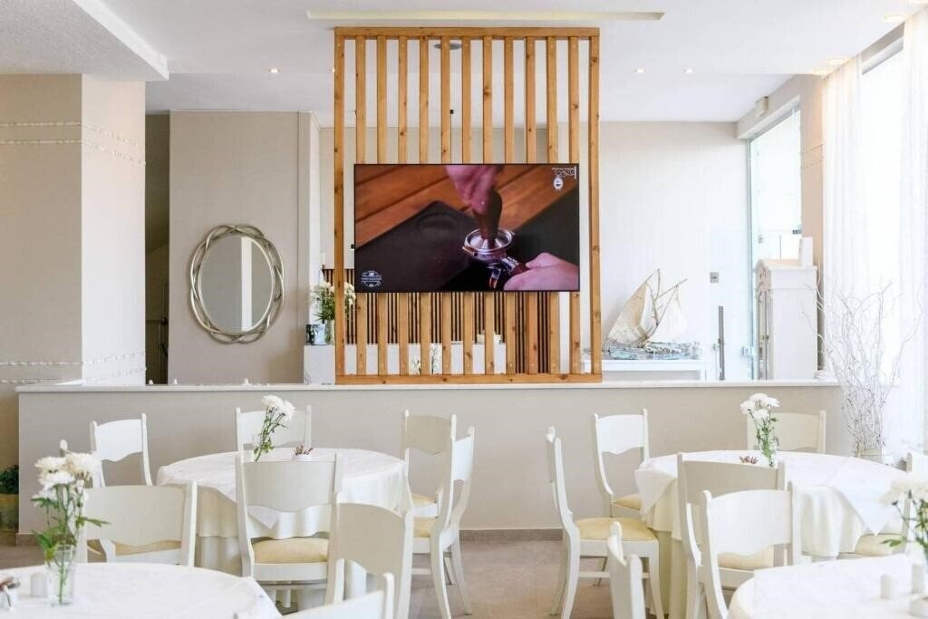 Картинка Timoleon Hotel 3*