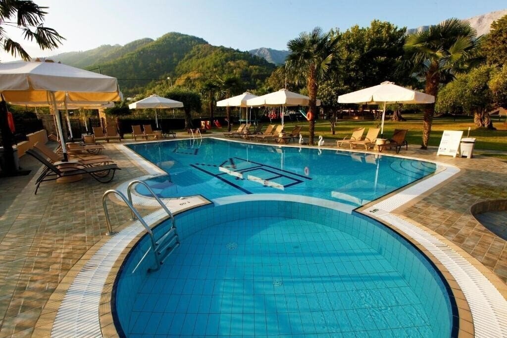Фото Ariadni Hotel 4*