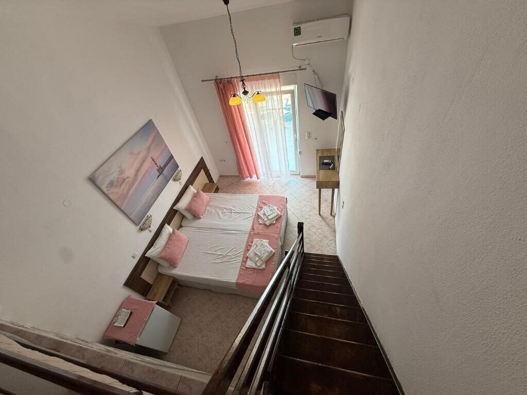 Картинка Ellas Hotel 2*
