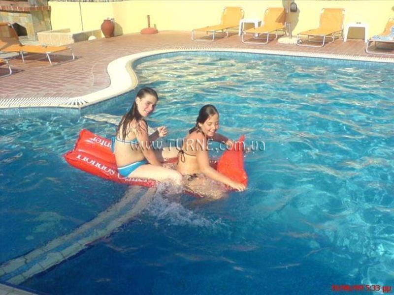 Готель Meni Studios 3*