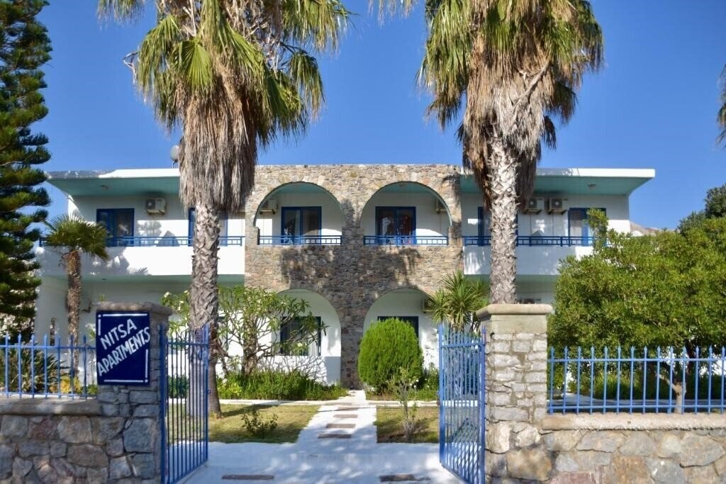 Отель Nitsa Beach Apts Tilos 2*