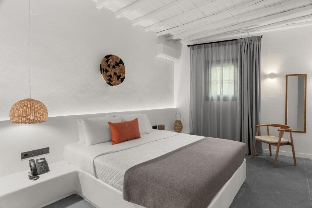 Фото Mr & Mrs White Tinos 4*