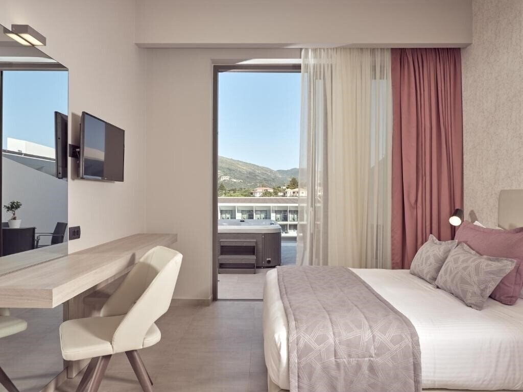 Готель Zante Sun Resort & SPA 4*