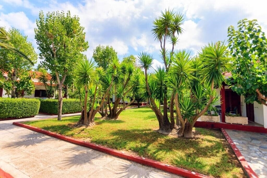 Фотография Alykes Park Bungalows & Apartments 4*