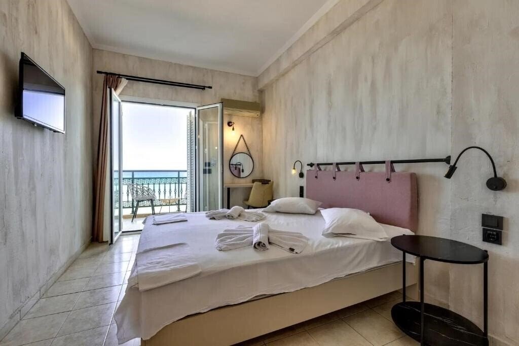 Фото Argassi Beach Hotel 3*