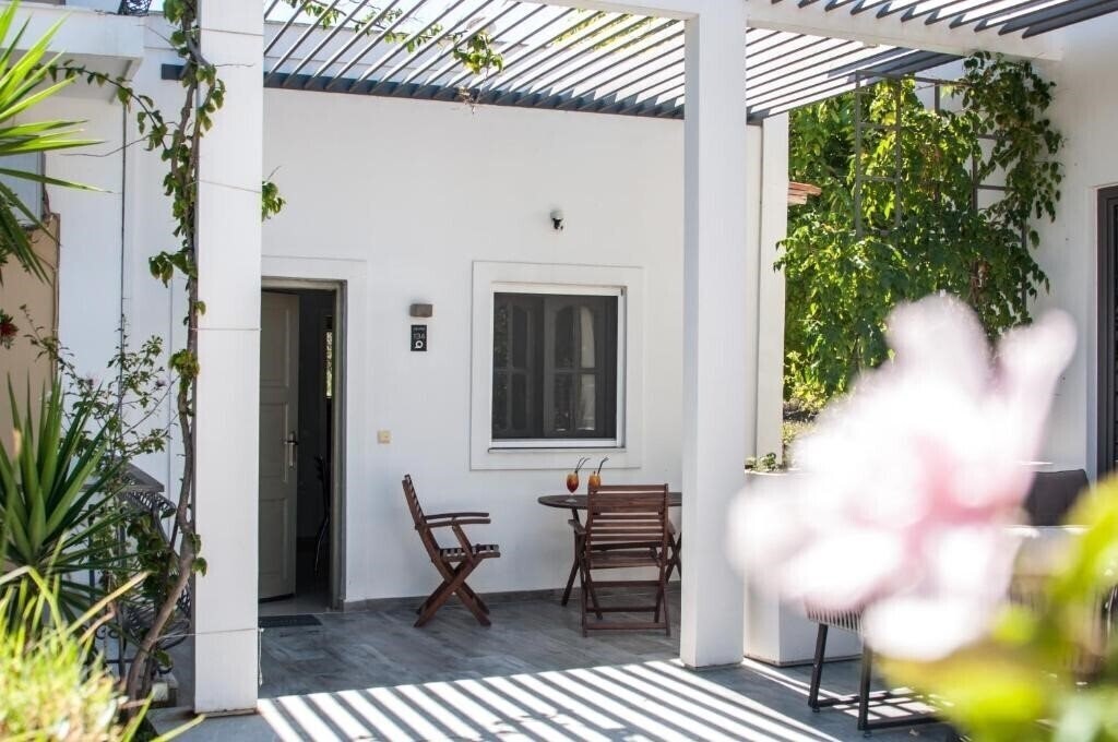 Готель Sunny Garden Hotel 3*