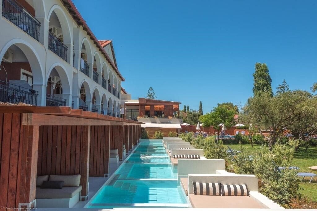 Отель Castelli Hotel 3*