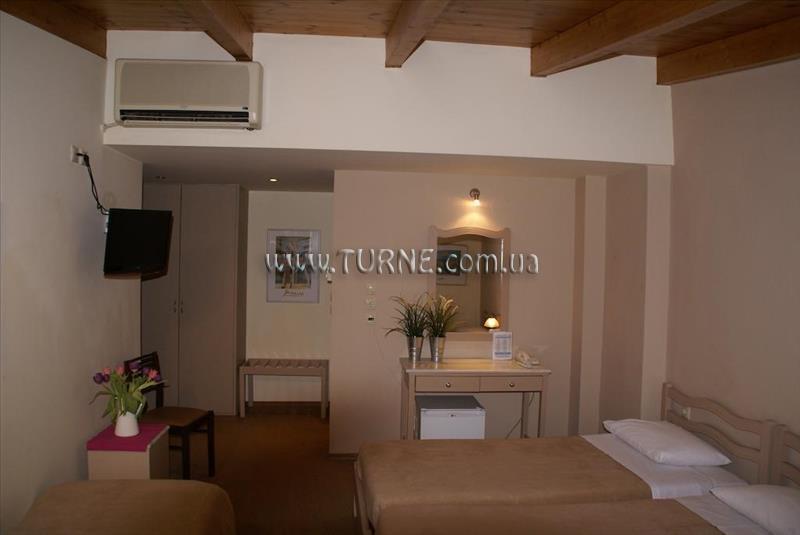 Фотографія Yria Hotel 2*