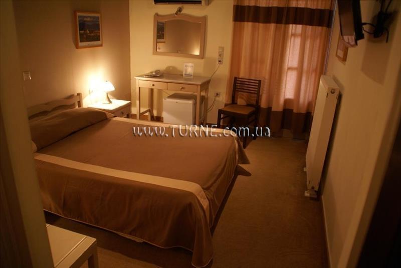 Готель Yria Hotel 2*