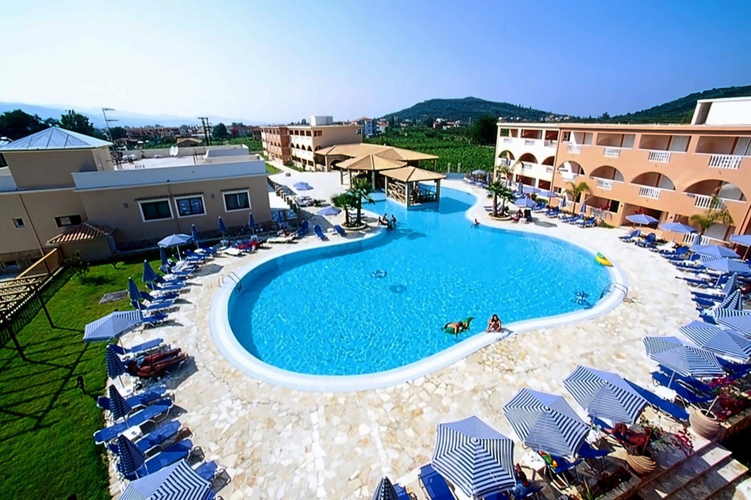 Готель Zante Village Hotel 3*