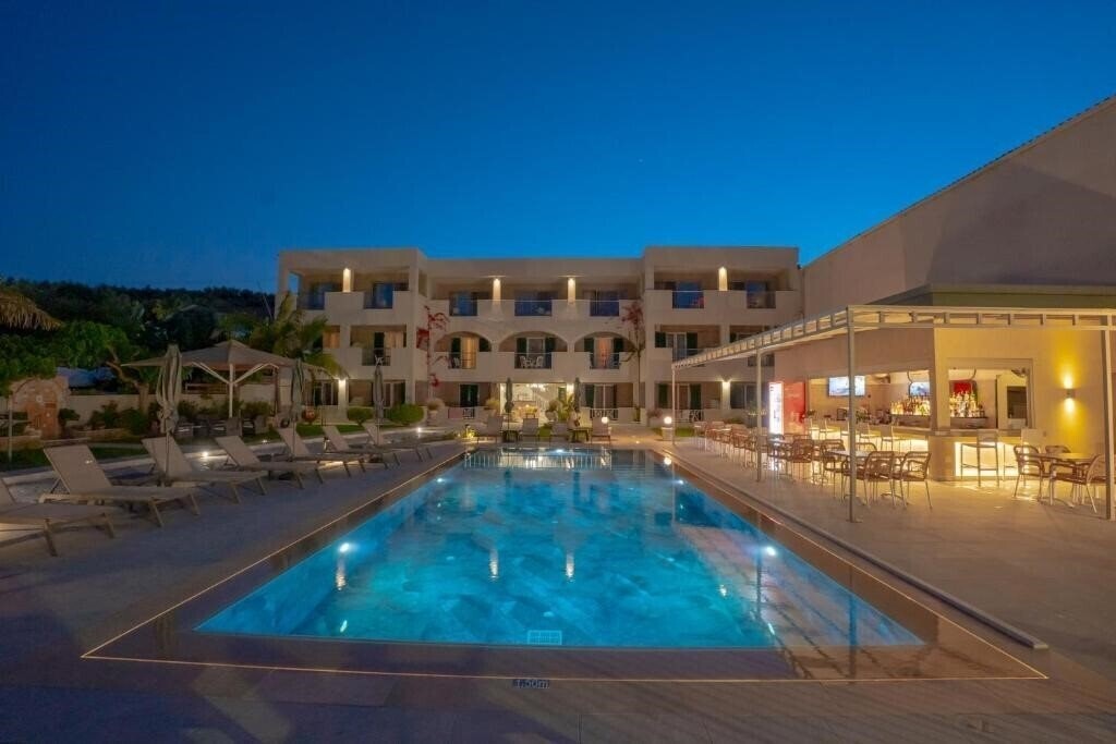 Изображение Remezzo Studios & Apartments 3*