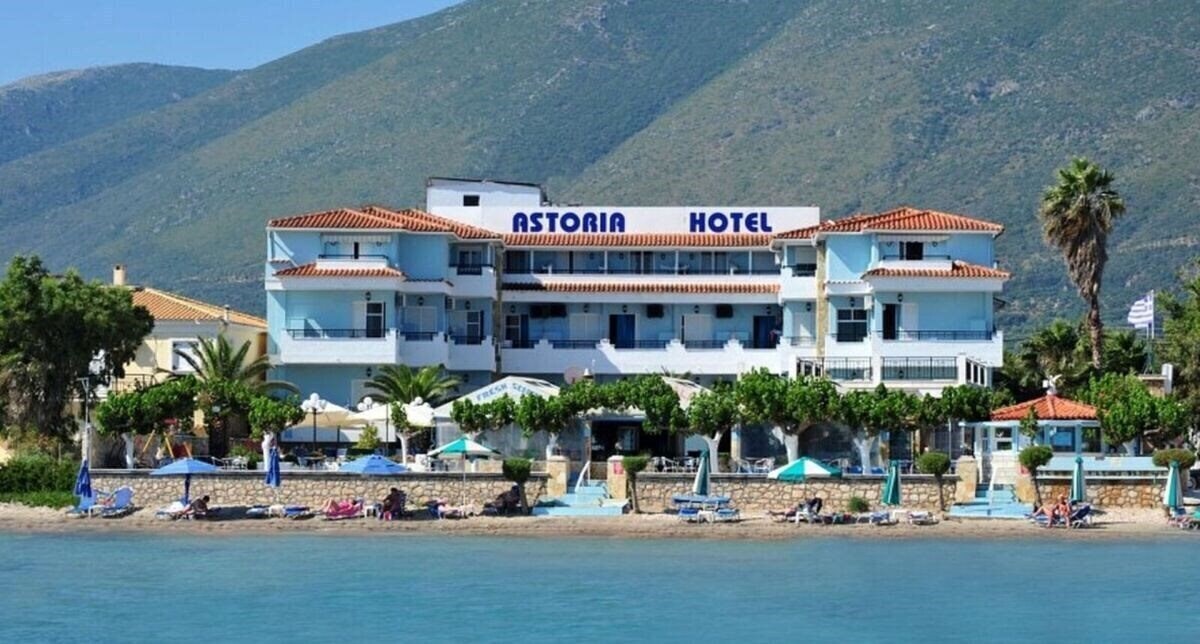 Отель Astoria Hotel 2*
