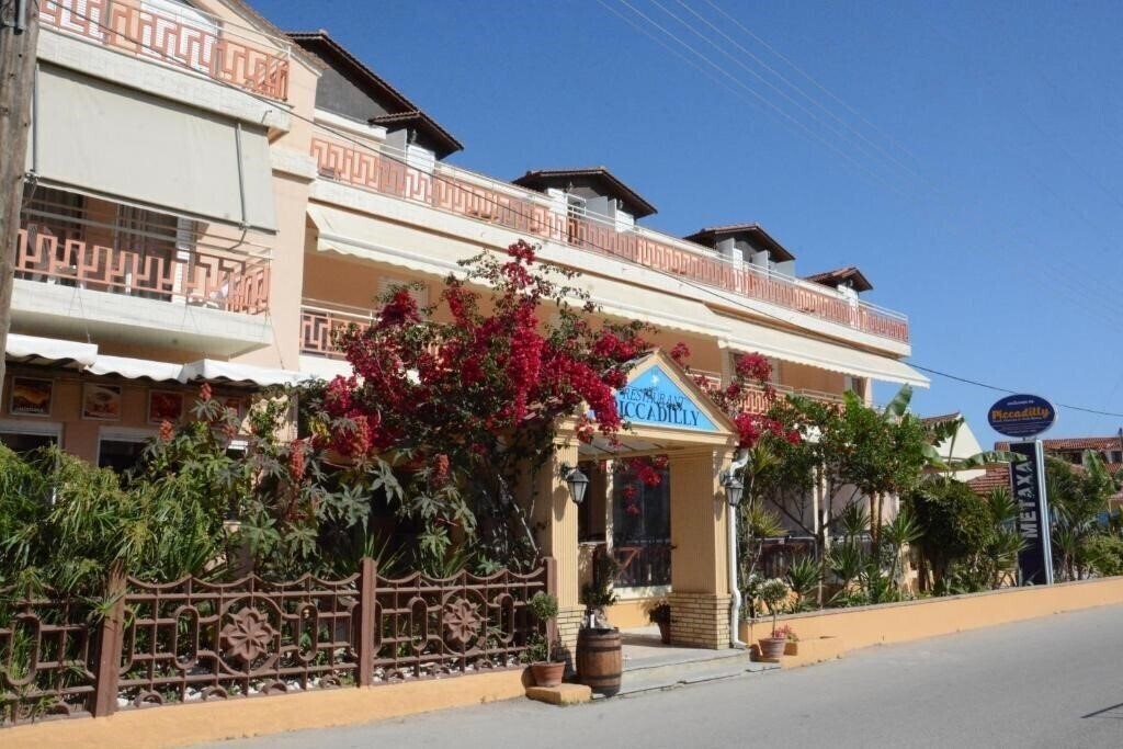 Картинка Piccadilly Apartments апартаменты