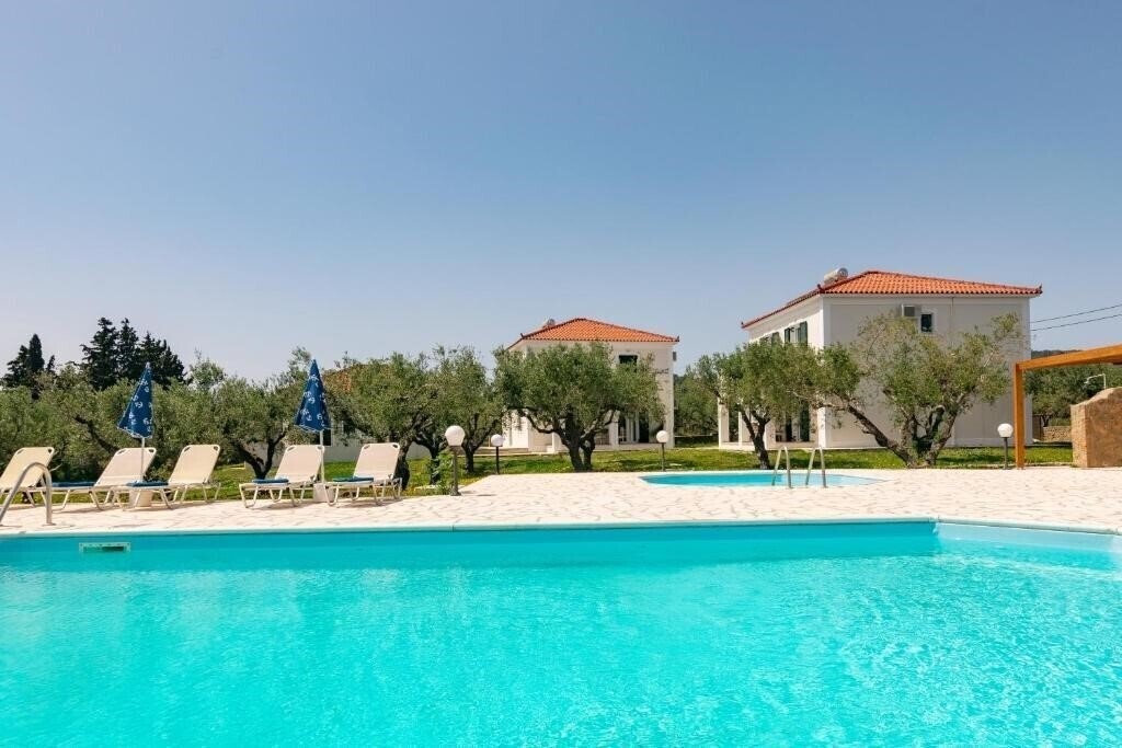 Фото Villas Lennas вилла