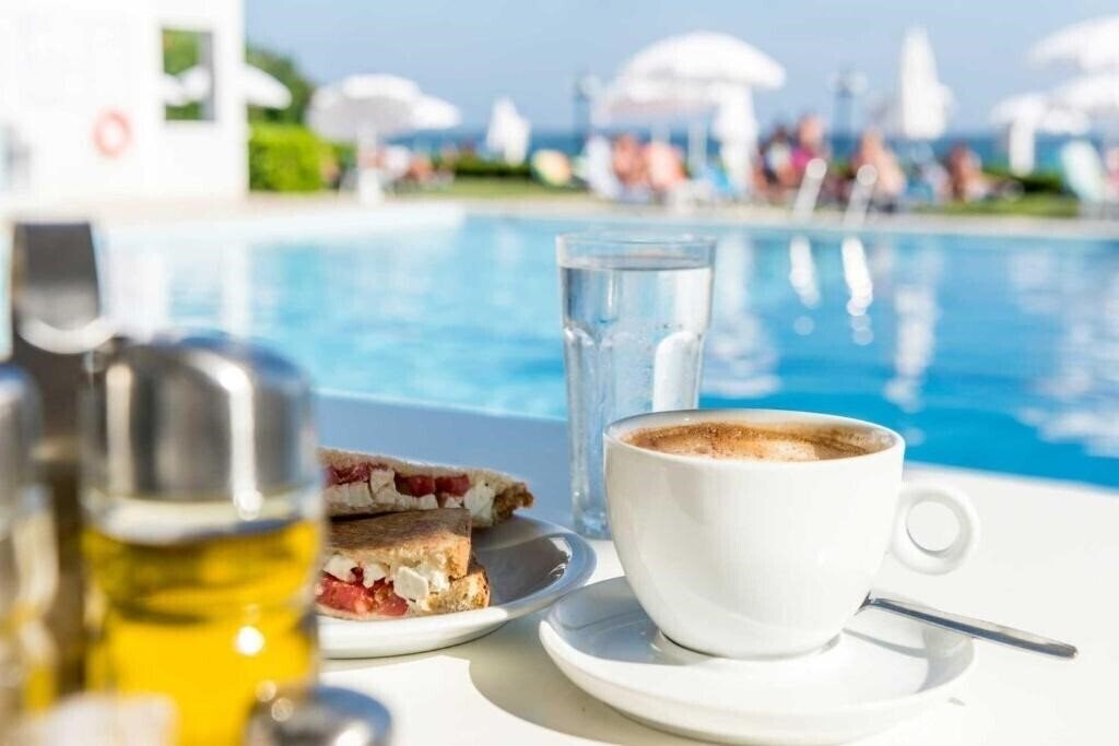 Картинка Meridien Beach Hotel 3*