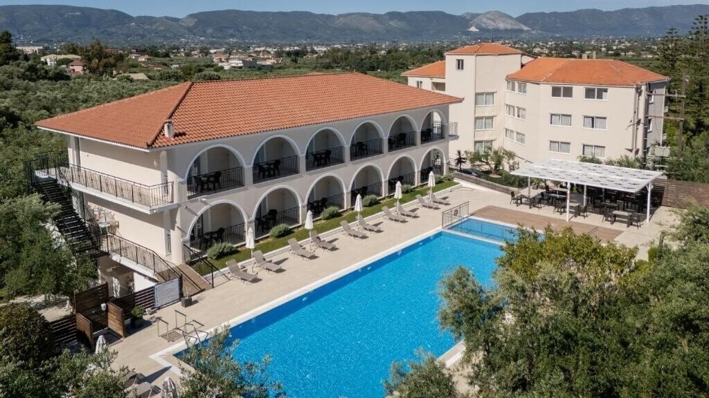 Изображение Varres Hotel 3*