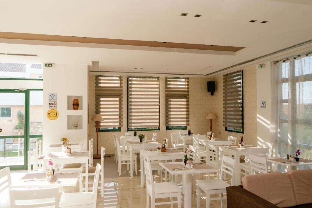 Картинка Oscar Hotel Zante 3*