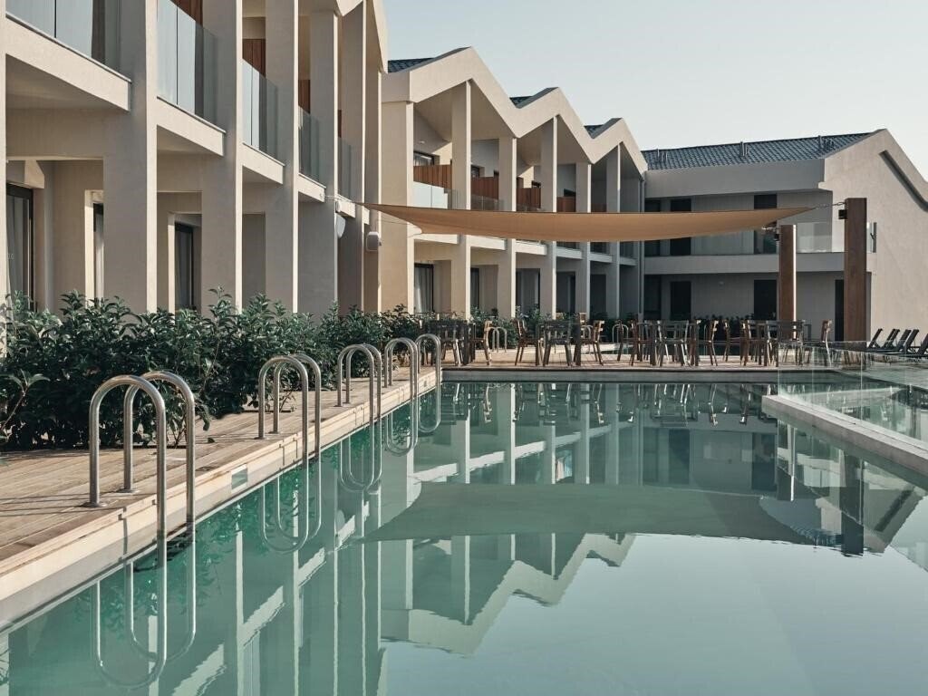 Готель New Aqua Hotel 5*