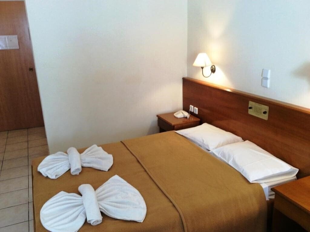 Фото Andreolas Beach Hotel 2*