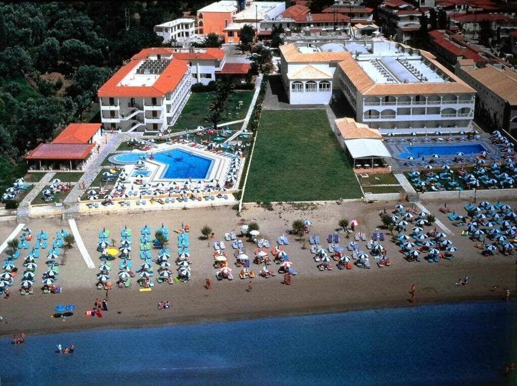 Отель Astir Beach Hotel 3*