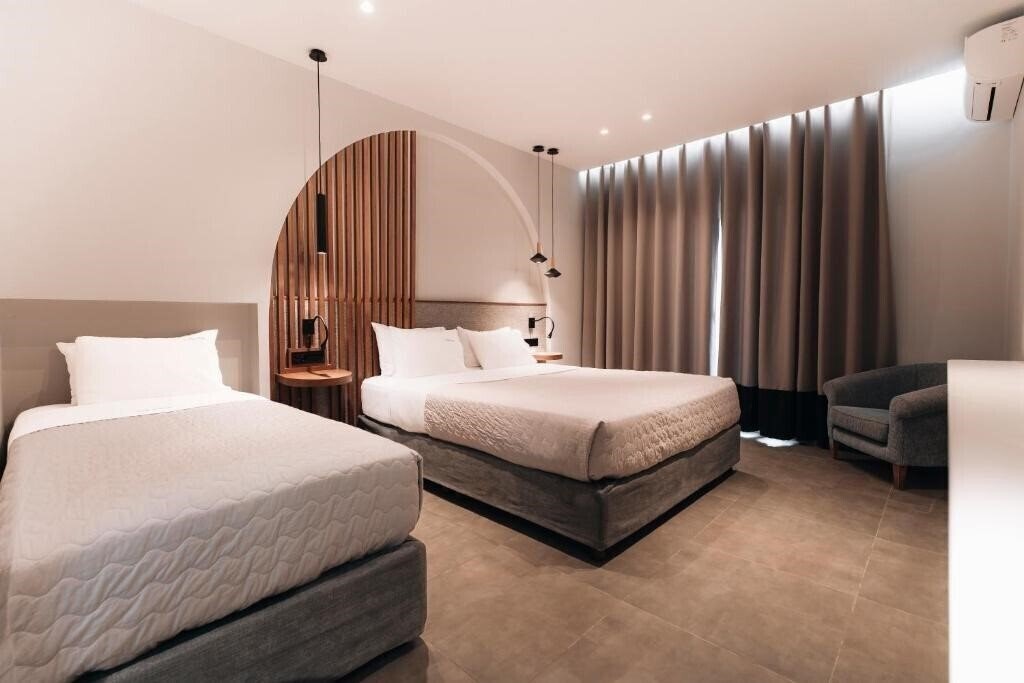 Фото Golden Sun Hotel 3*