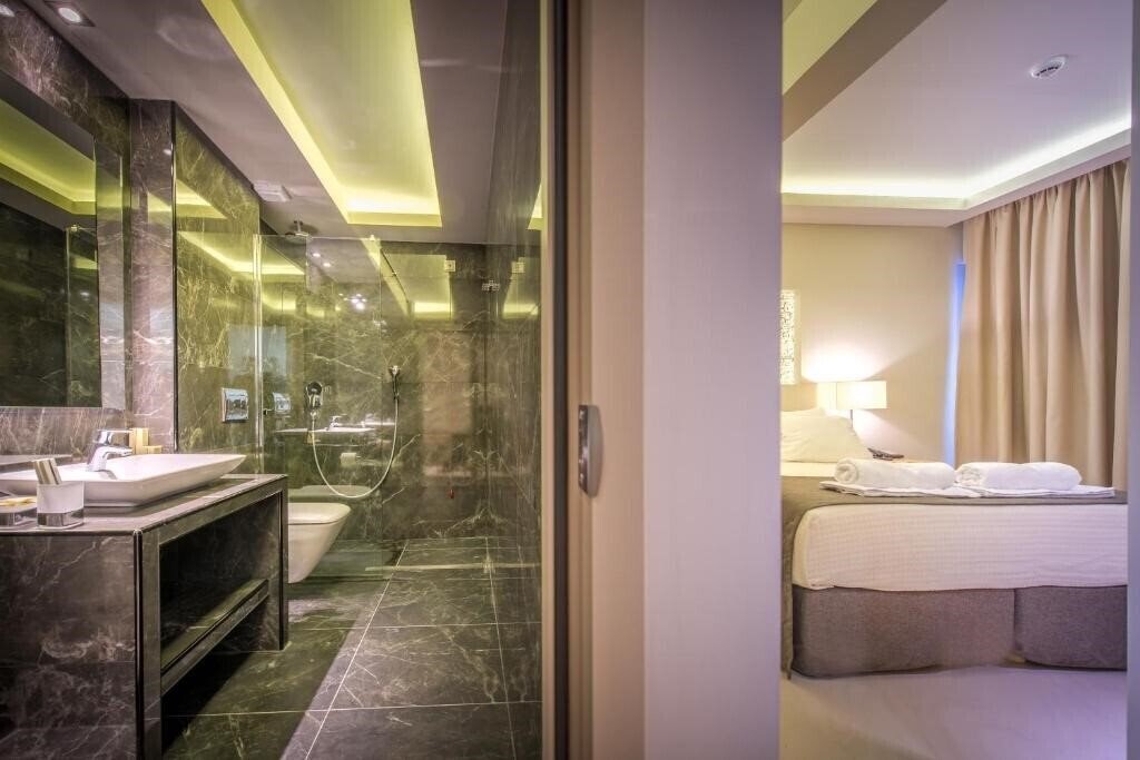 Фотографія Azure Resort & SPA 5*