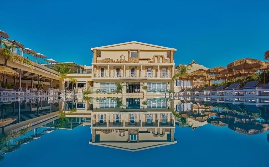 Фото Altura Hotel 3*