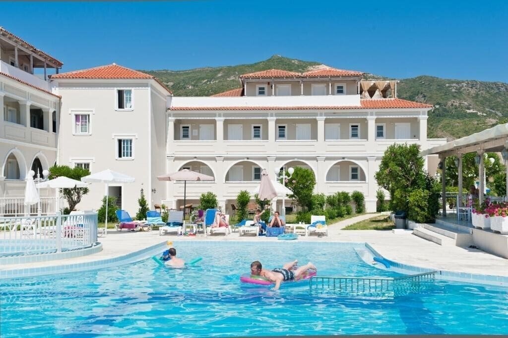 Фото Klelia Beach Hotel 3*