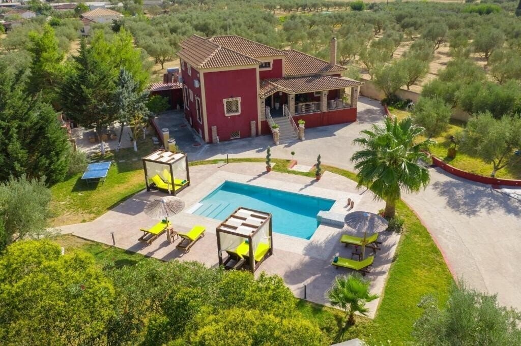 Отель Froso Villa 4*