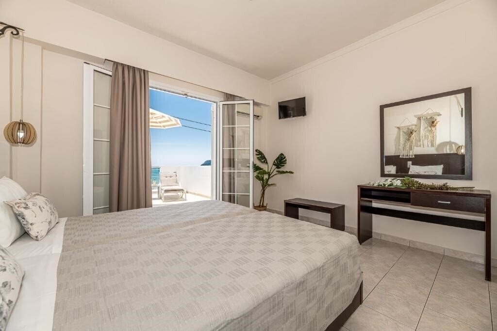 Фото Villa Mouria Apartments апартаменты