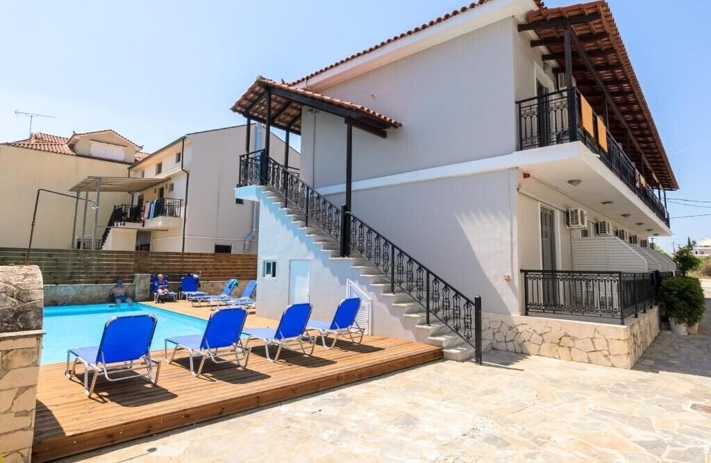 Зображення Karras Livin 3*