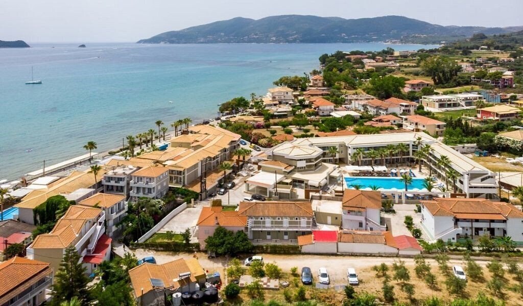 Готель Cameo Beach Resort (ex. White Olive Premium Cameo) 4*
