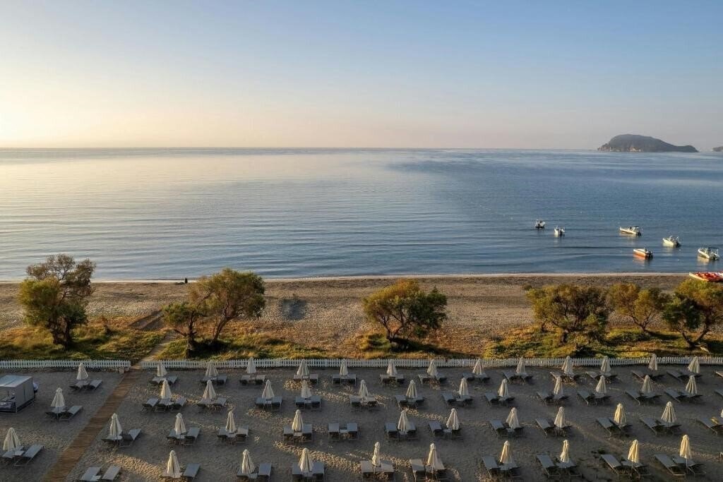 Готель Domes Aulus Zante, Autograph Collection 5*