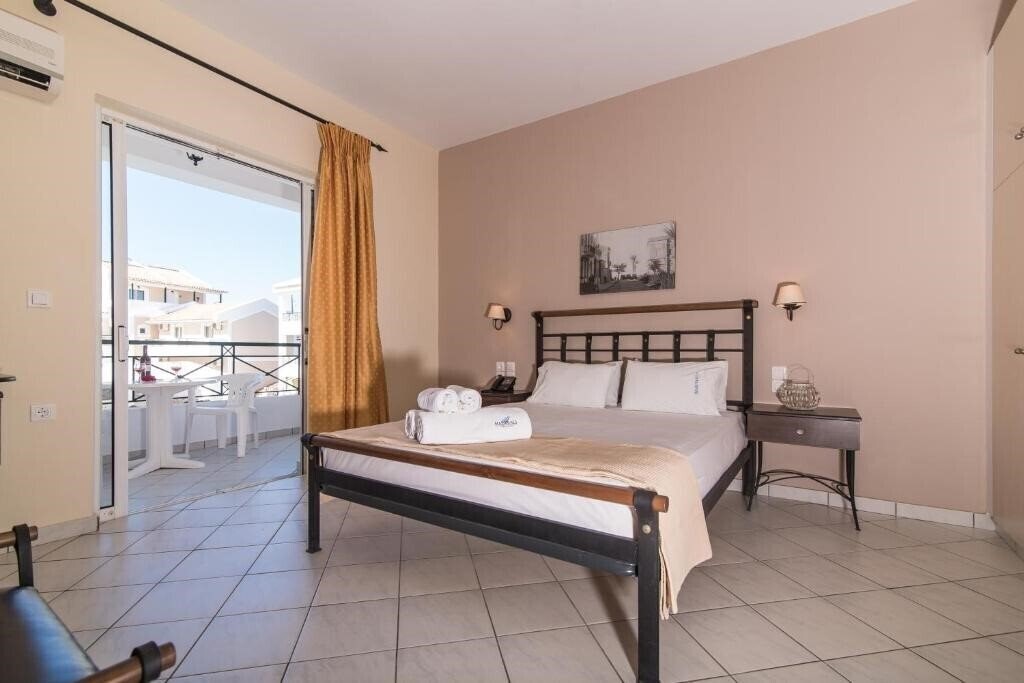 Фото Maistrali Hotel 4*