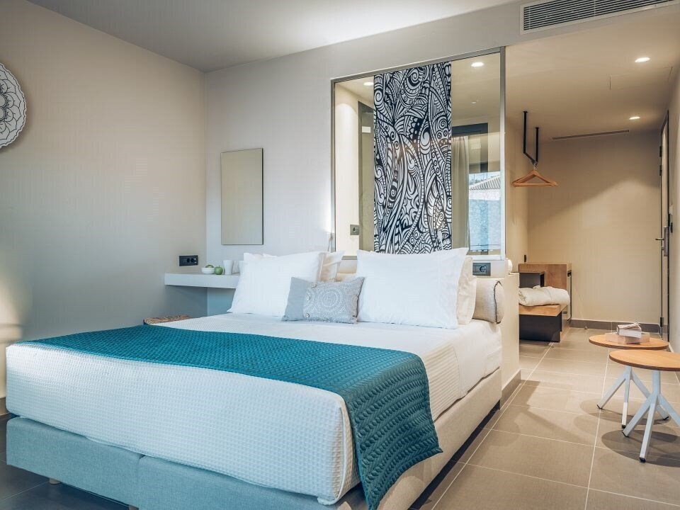 Фото Azure Memories Boutique Hotel 5*