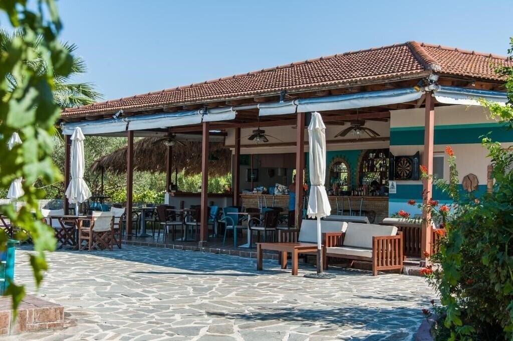 Фото Zante Nest Studios & Apartments 3*