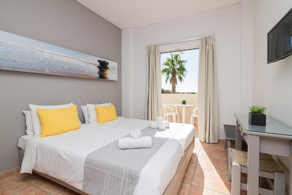 Фото Cavo D'Oro (Kalamaki) 4*