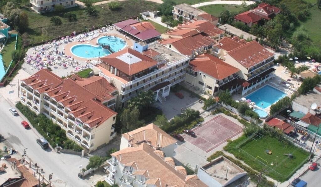 Готель Alexander The Great 4*