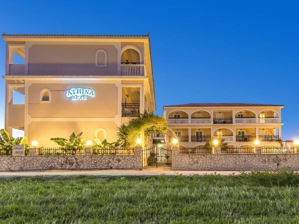 Фотография Athina Apts (Kalamaki) 3*