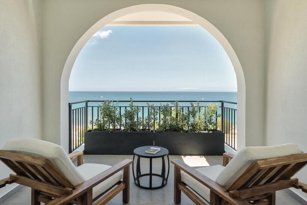 Готель Bitzaro Boutique Hotel 4*