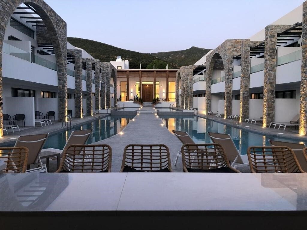 Фотографія Cavo Suites 4*