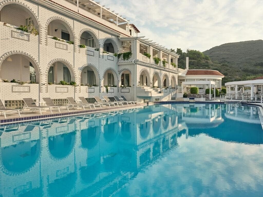 Отель Meandros Boutique Hotel & SPA 5*