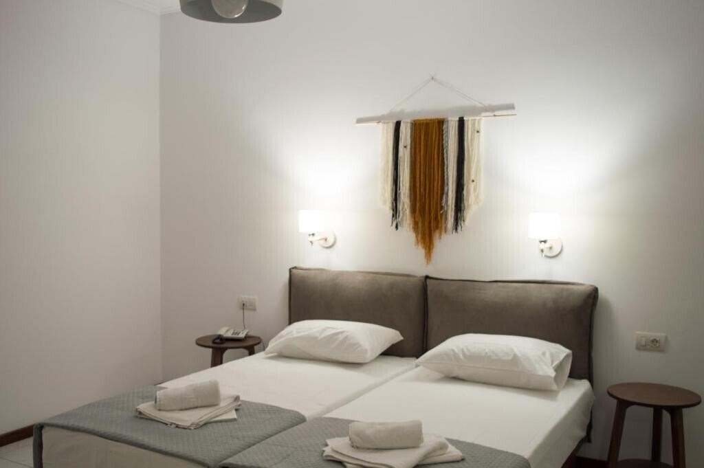 Фото Paradise Beach 4*
