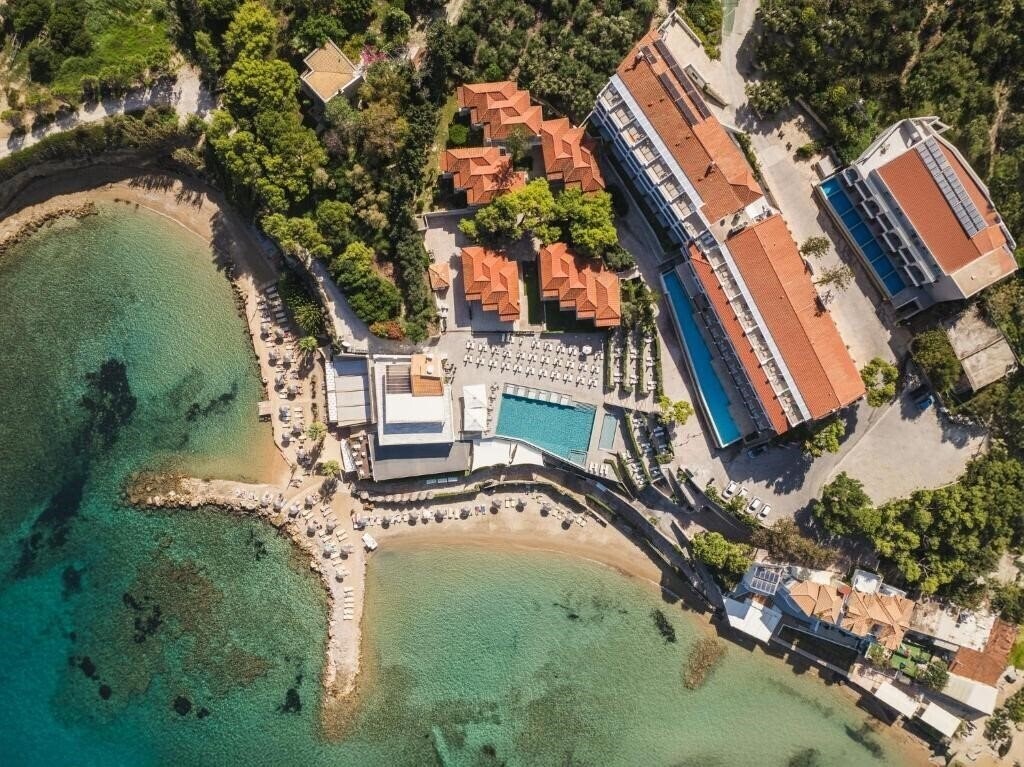 Готель Alexandra Beach Resort & SPA 4*
