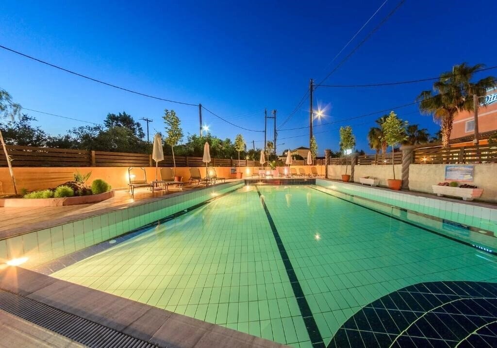 Фото Aura Hotel 3*